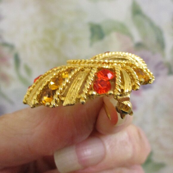 VINTAGE Marigold Tiger Orange Rhinestone Gold Plated Brooch ~ MID-CENTURY Brooch - Picture 11 of 13